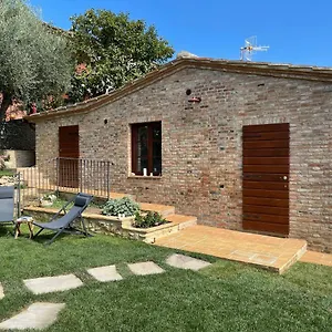  Casa vacanze Oliveta Del Con Grande Giardino 500mt Dal Centro Italia